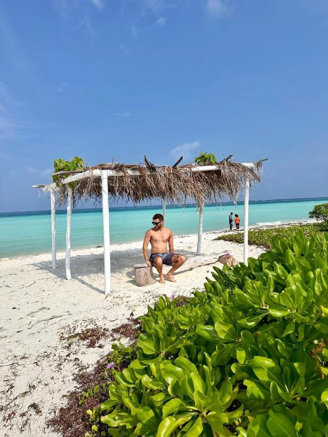 Met House Hotell Thulusdhoo Eksteriør bilde
