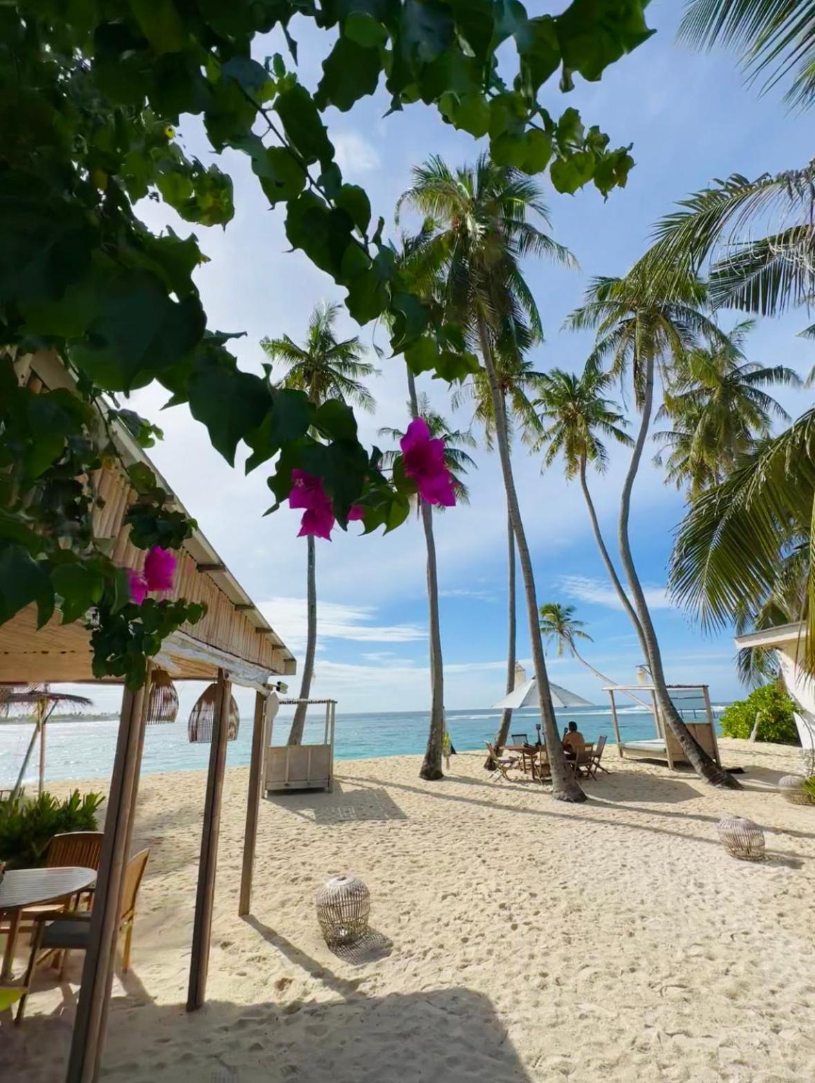 Met House Hotell Thulusdhoo Eksteriør bilde