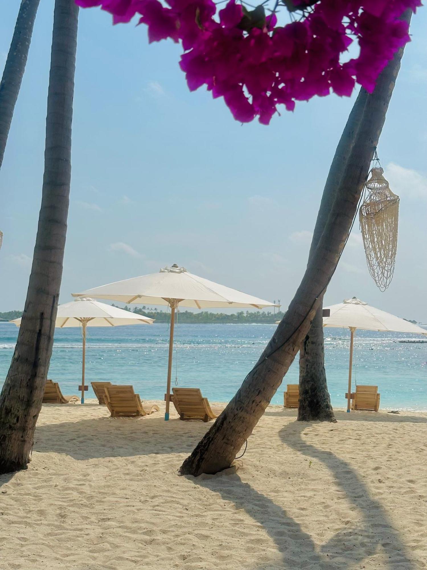 Met House Hotell Thulusdhoo Eksteriør bilde