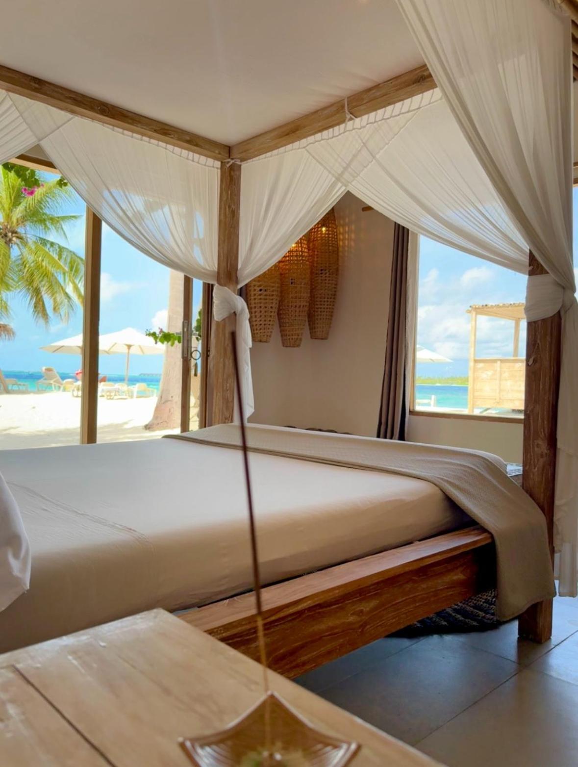 Met House Hotell Thulusdhoo Eksteriør bilde
